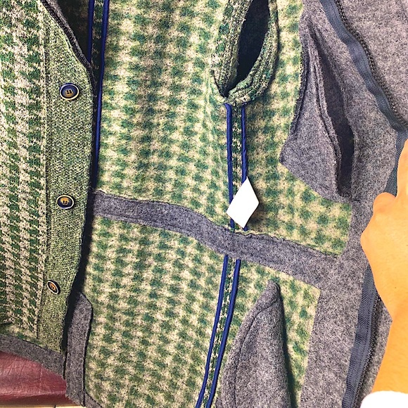 Beautiful Wool Military Grade Italian Long Coat - Picture 10 of 15